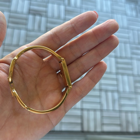 Gucci 1500 Series watch - Picture 10 of 11